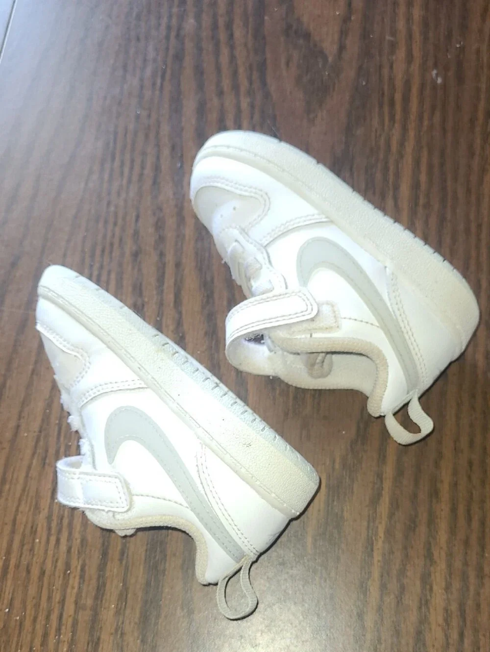 Nike iconic swoosh